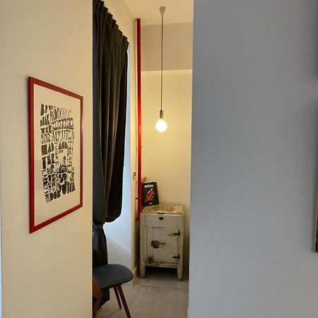 Stylish Studios Apartment In The City Center With Air Conditioning Budapest Ngoại thất bức ảnh