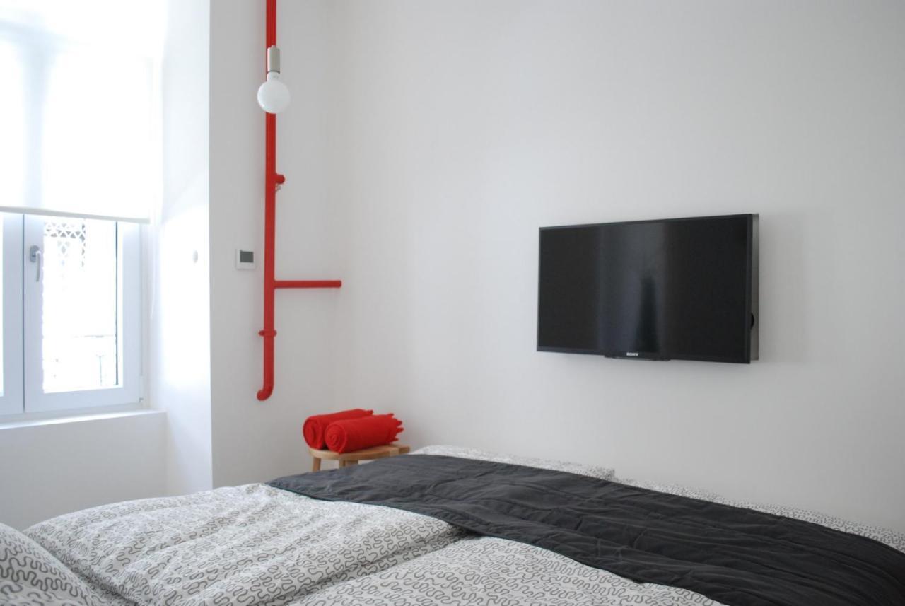 Stylish Studios Apartment In The City Center With Air Conditioning Budapest Ngoại thất bức ảnh